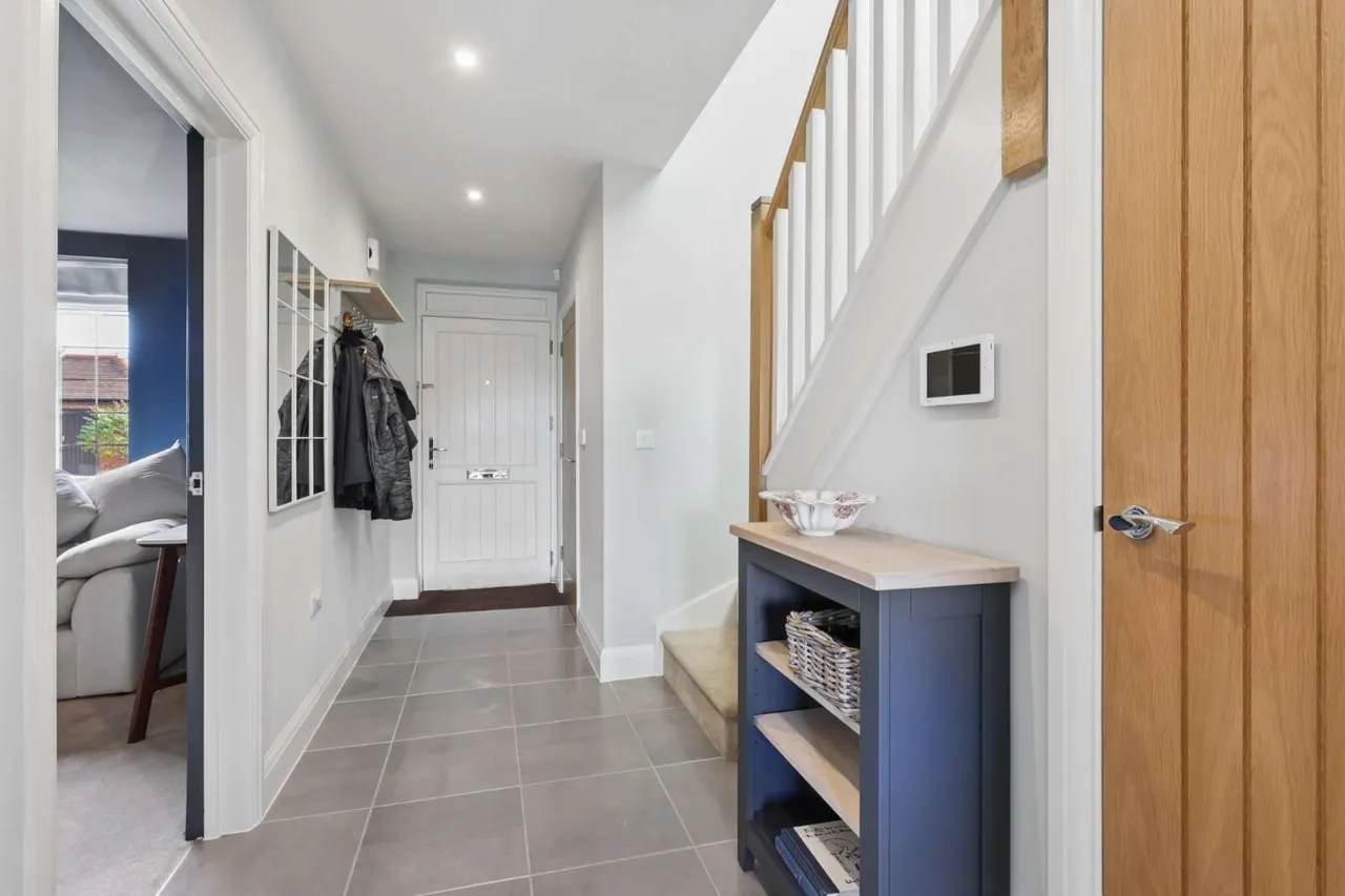 The Saddlery, Little Bookham, KT23, photo 6