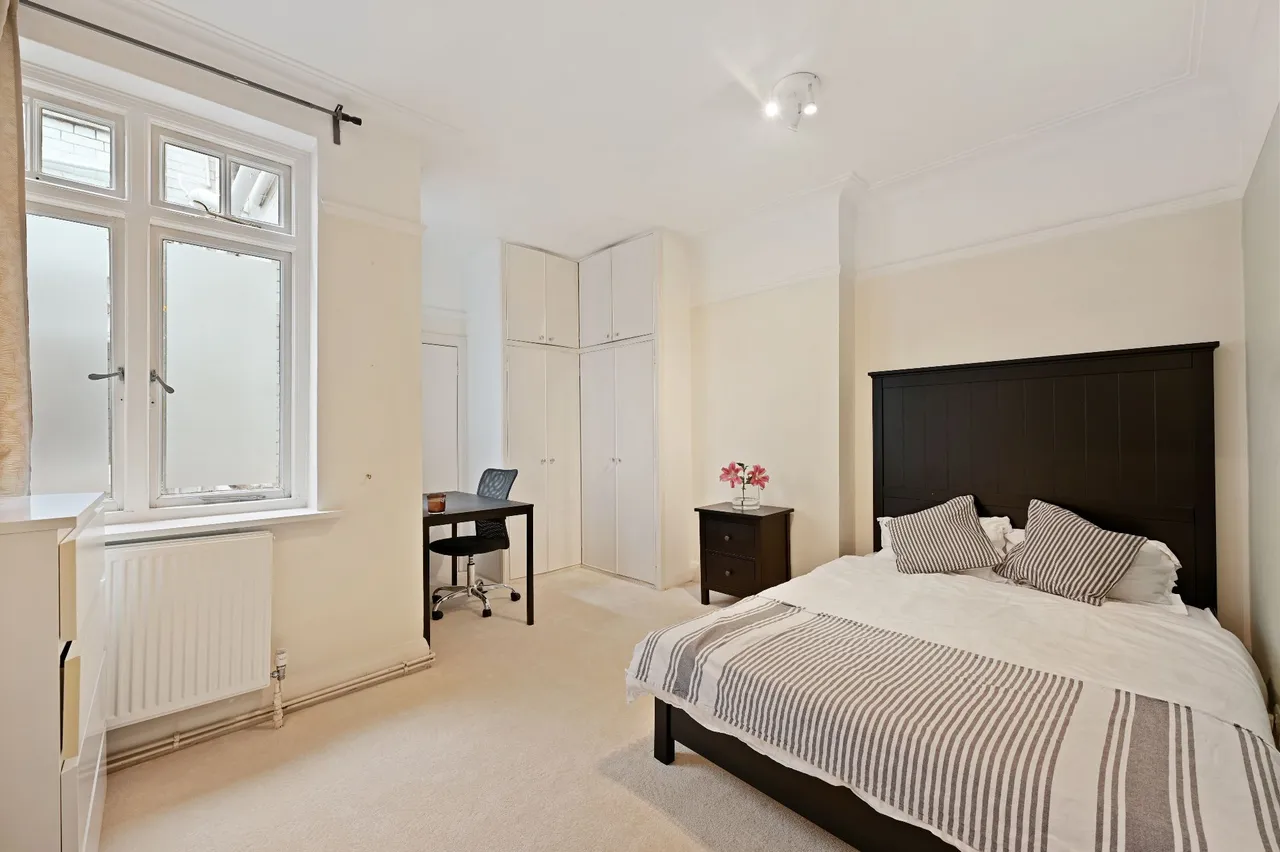 Allen Street, London, W8, photo 3