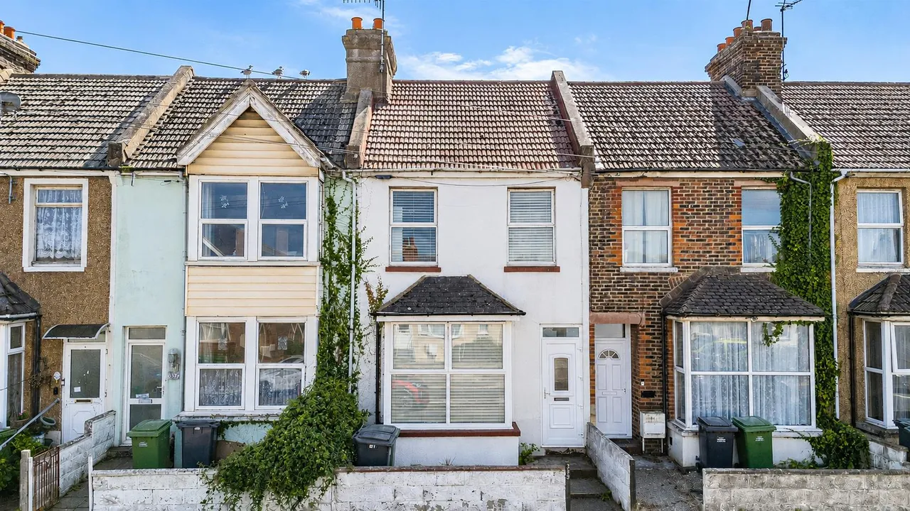 Bexhill Road, St. Leonards-On-Sea, photo 13
