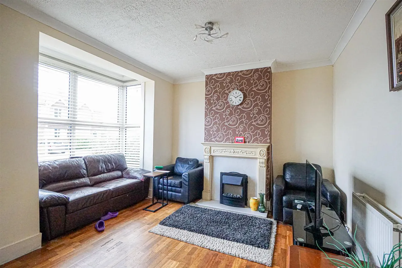 Bexhill Road, St. Leonards-On-Sea, photo 3