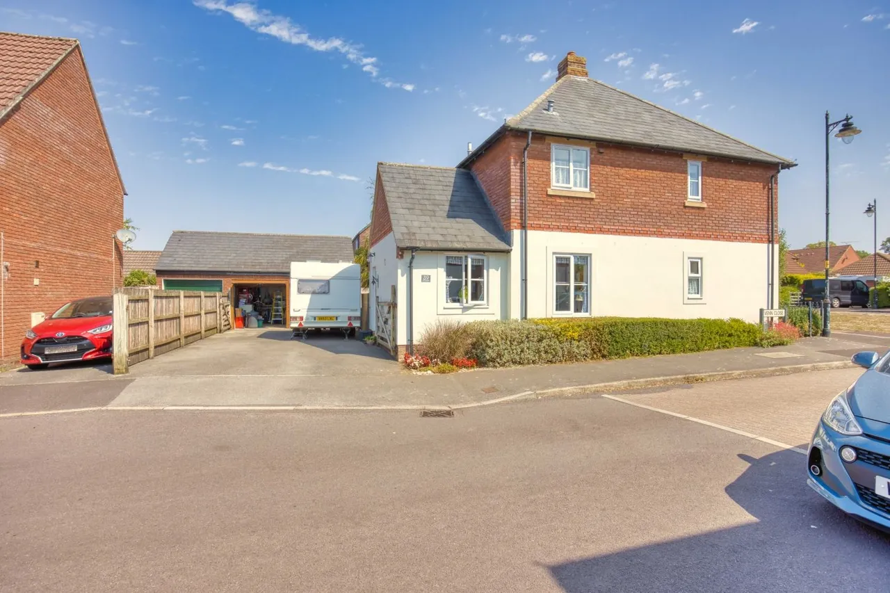 Graham Way, Cotford St. Luke, TA4, photo 24