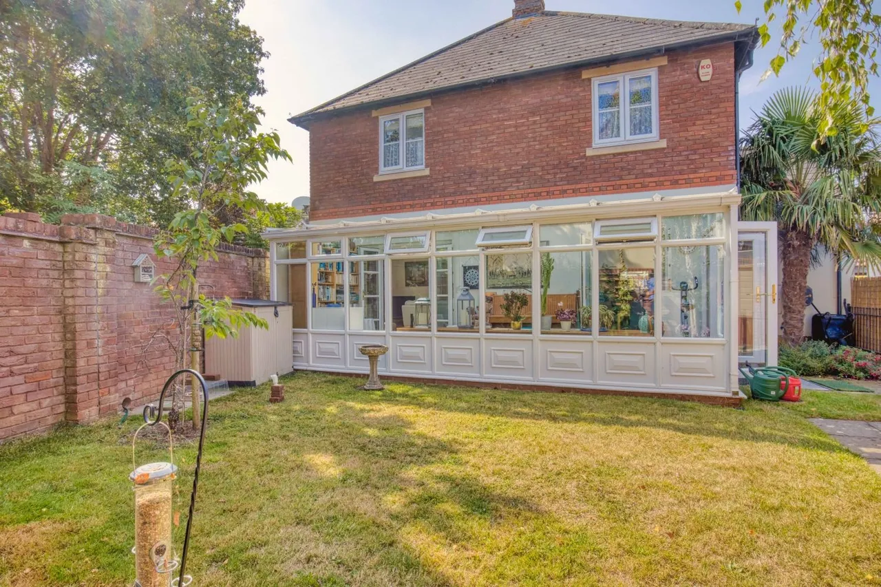 Graham Way, Cotford St. Luke, TA4, photo 10