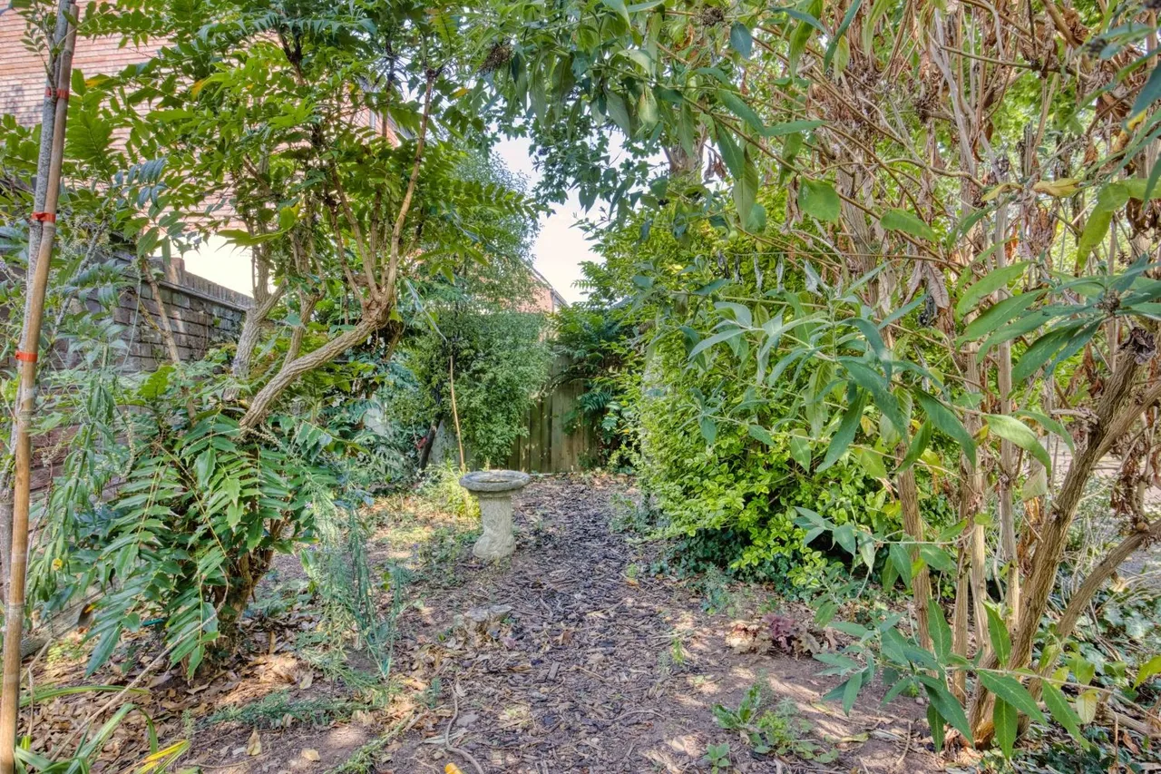 Graham Way, Cotford St. Luke, TA4, photo 27