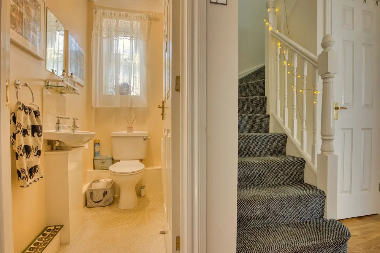 Graham Way, Cotford St. Luke, TA4, photo 18