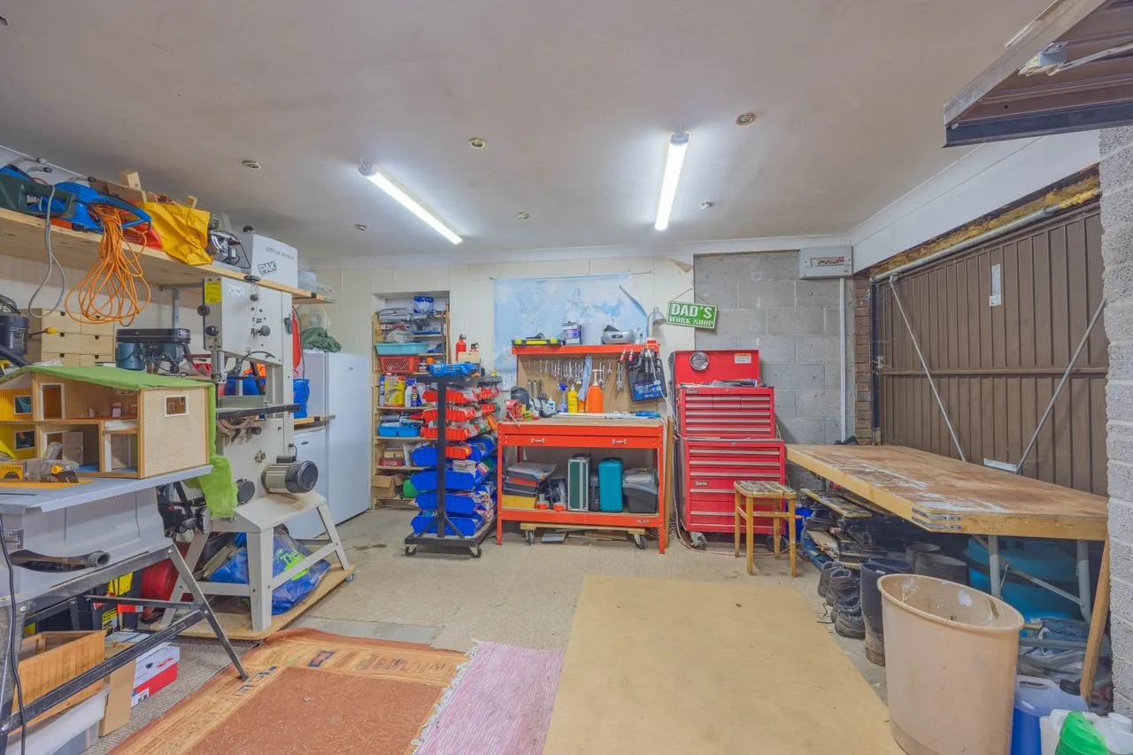 Graham Way, Cotford St. Luke, TA4, photo 26