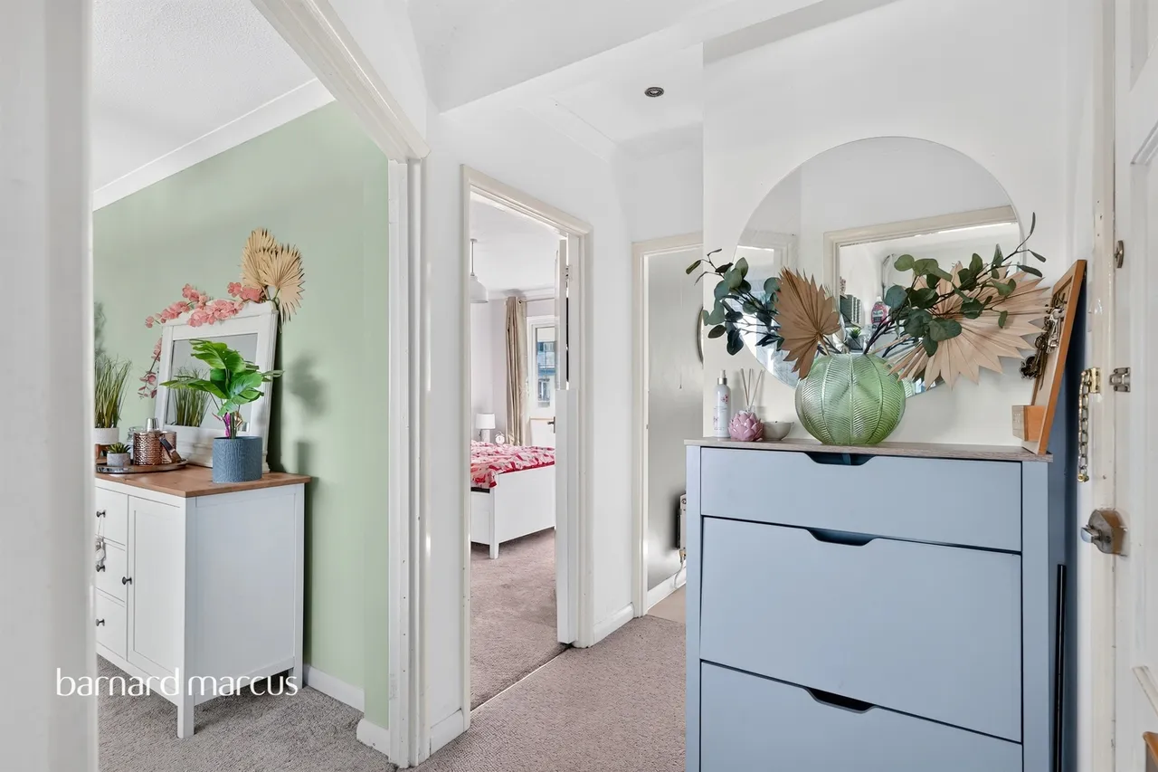 Carshalton Road, Sutton, SM1, photo 13