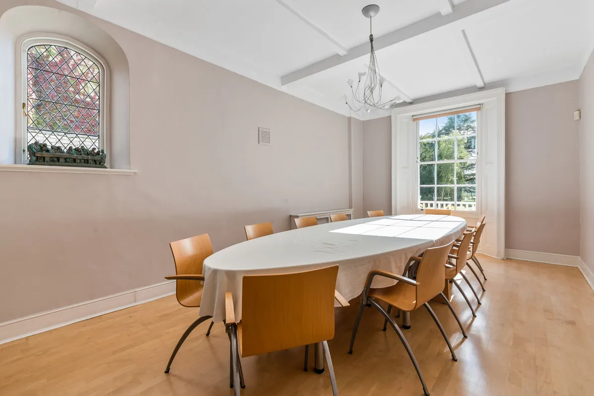Hampton Court Road, East Molesey, KT8, photo 9