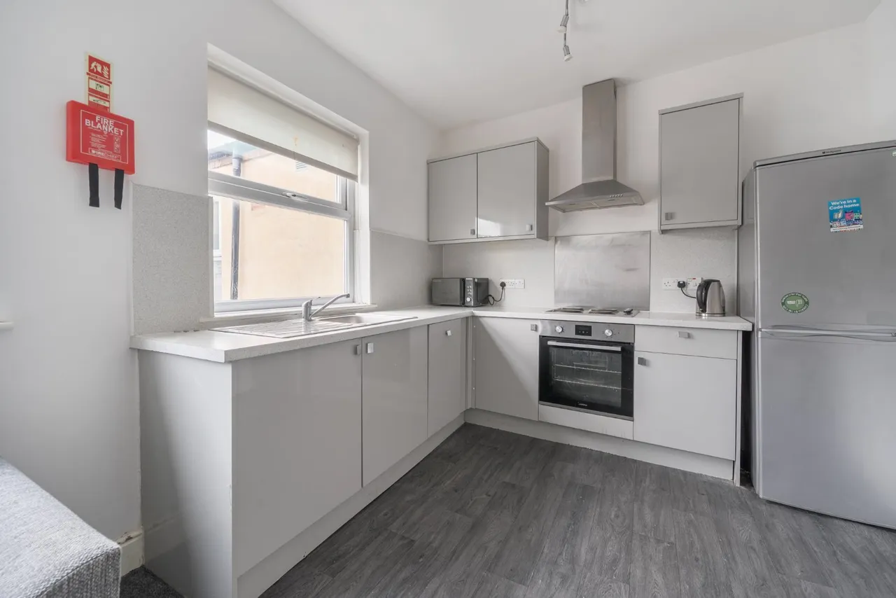 3 bed property for sale, Denman Street West, Nottingham, NG7