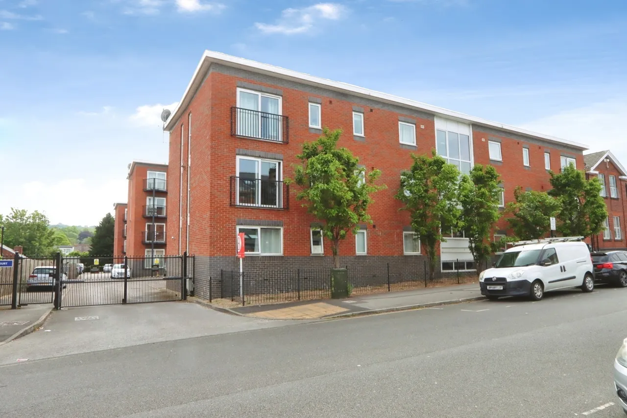 1 bed flat for sale — Edmund Court, Sheffield, S2