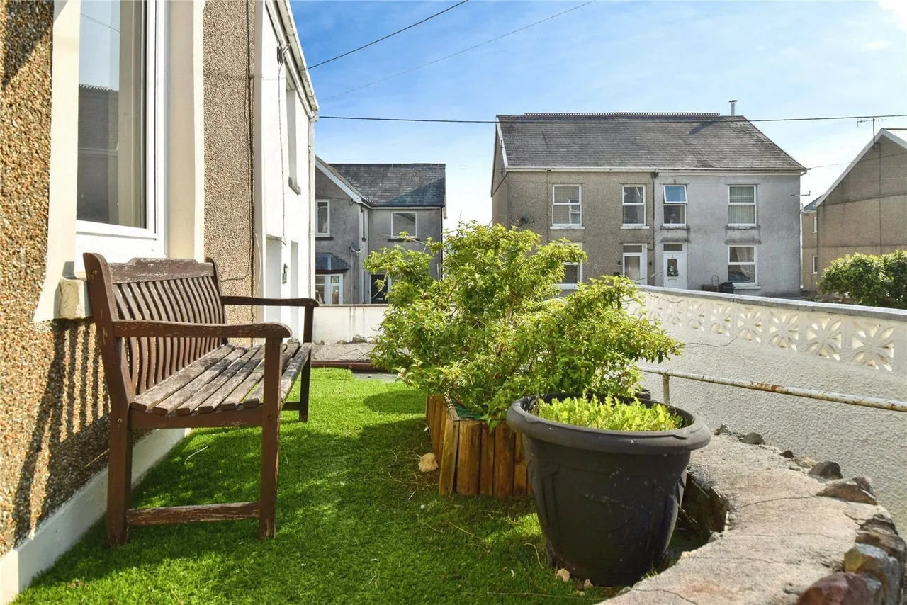 Gwilym Road, Cwmllynfell, SA9, photo 14