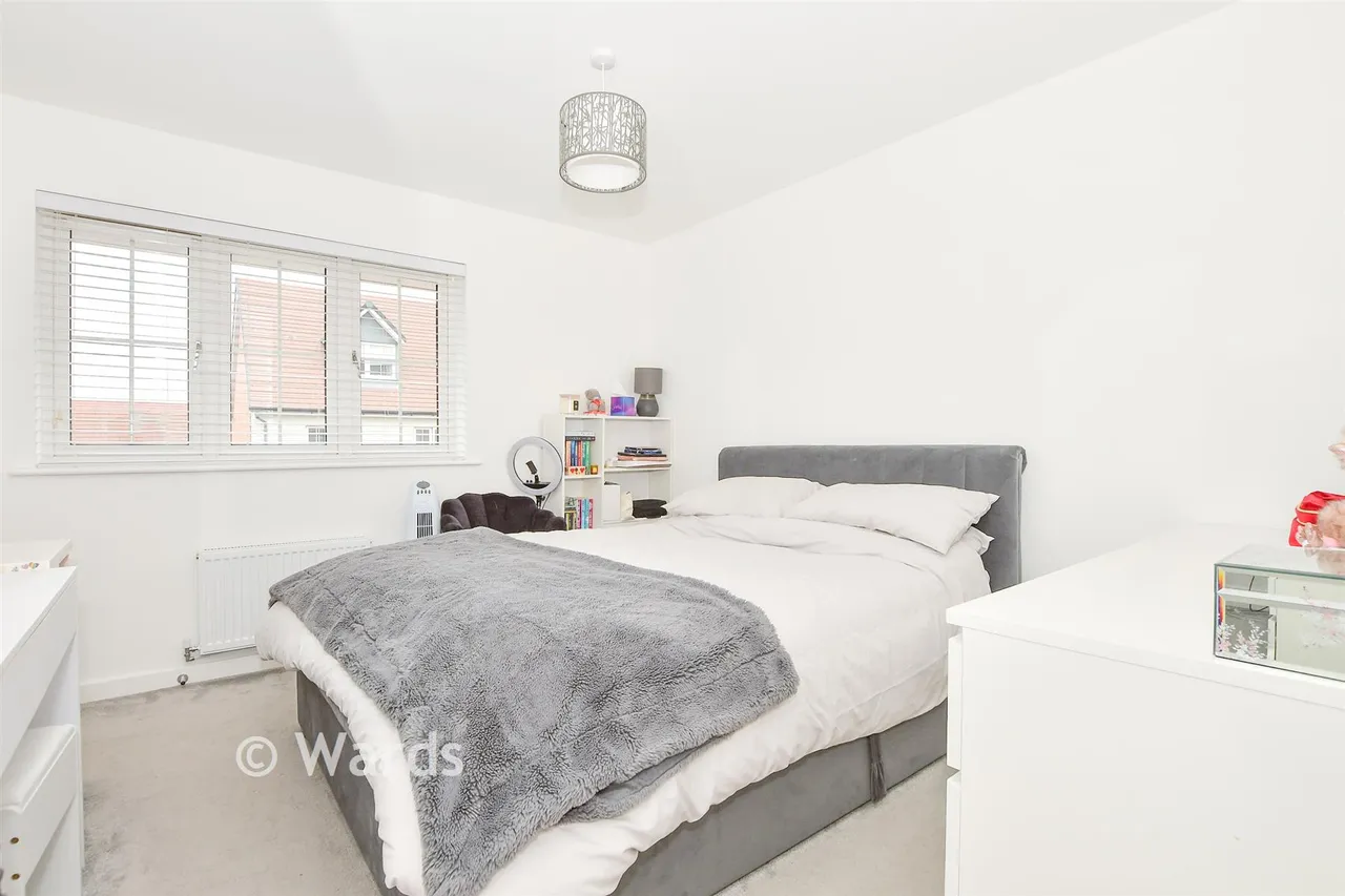 Honeysuckle Way, Coxheath, ME17, photo 8