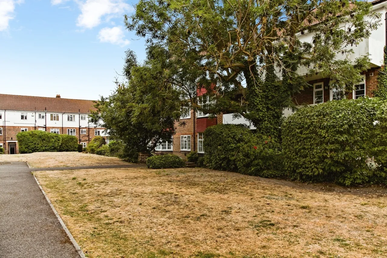 Addiscombe Road, Croydon, CR0, photo 6