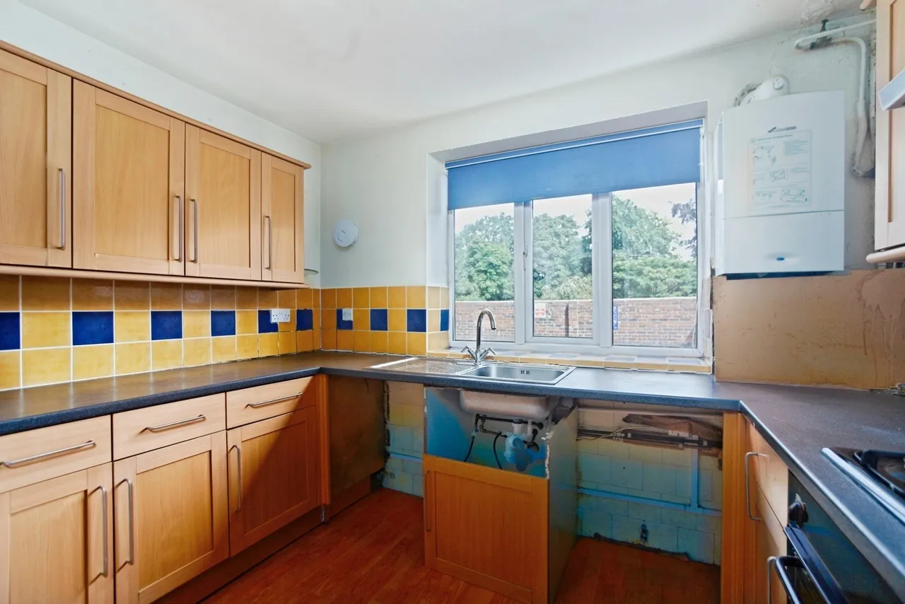 Addiscombe Road, Croydon, CR0, photo 3