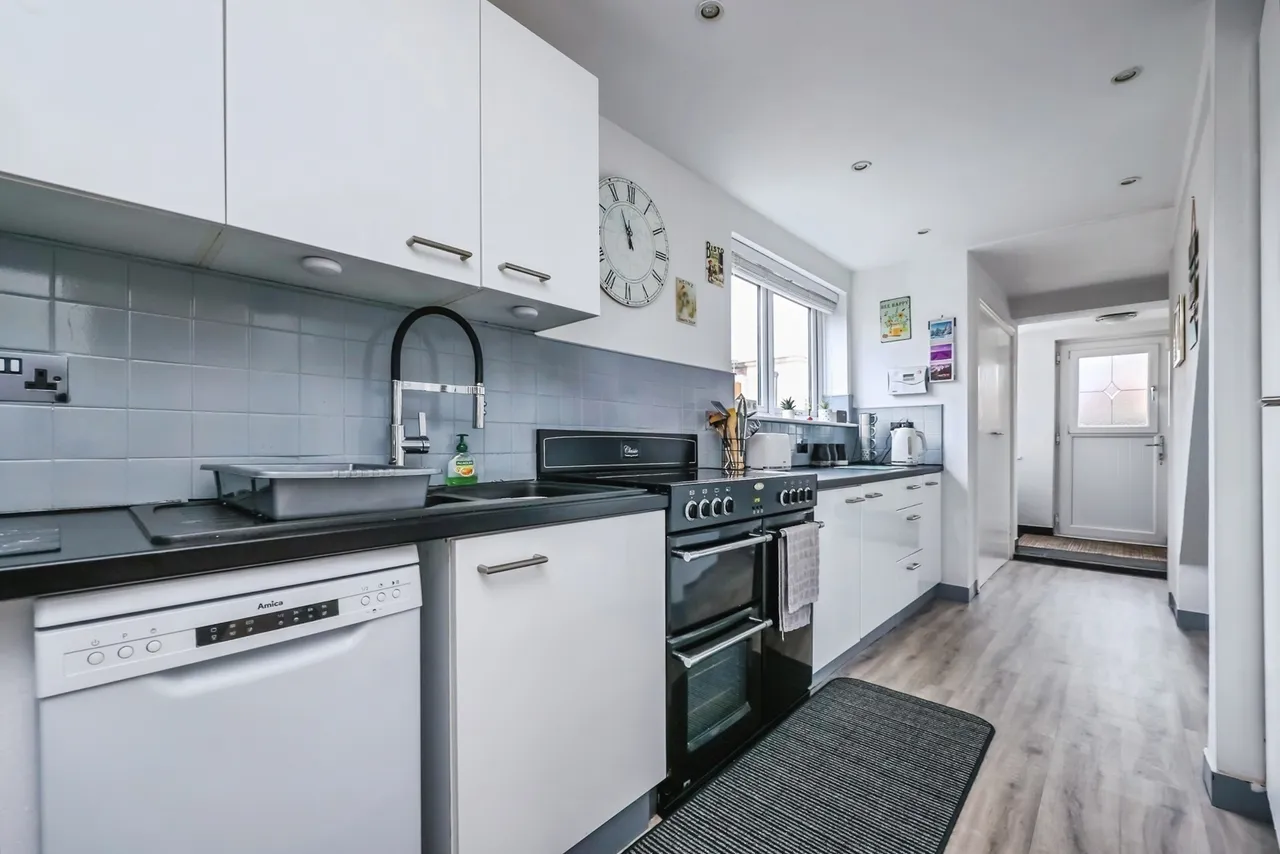 Scafell Way, Clifton, Nottingham, NG11, photo 7