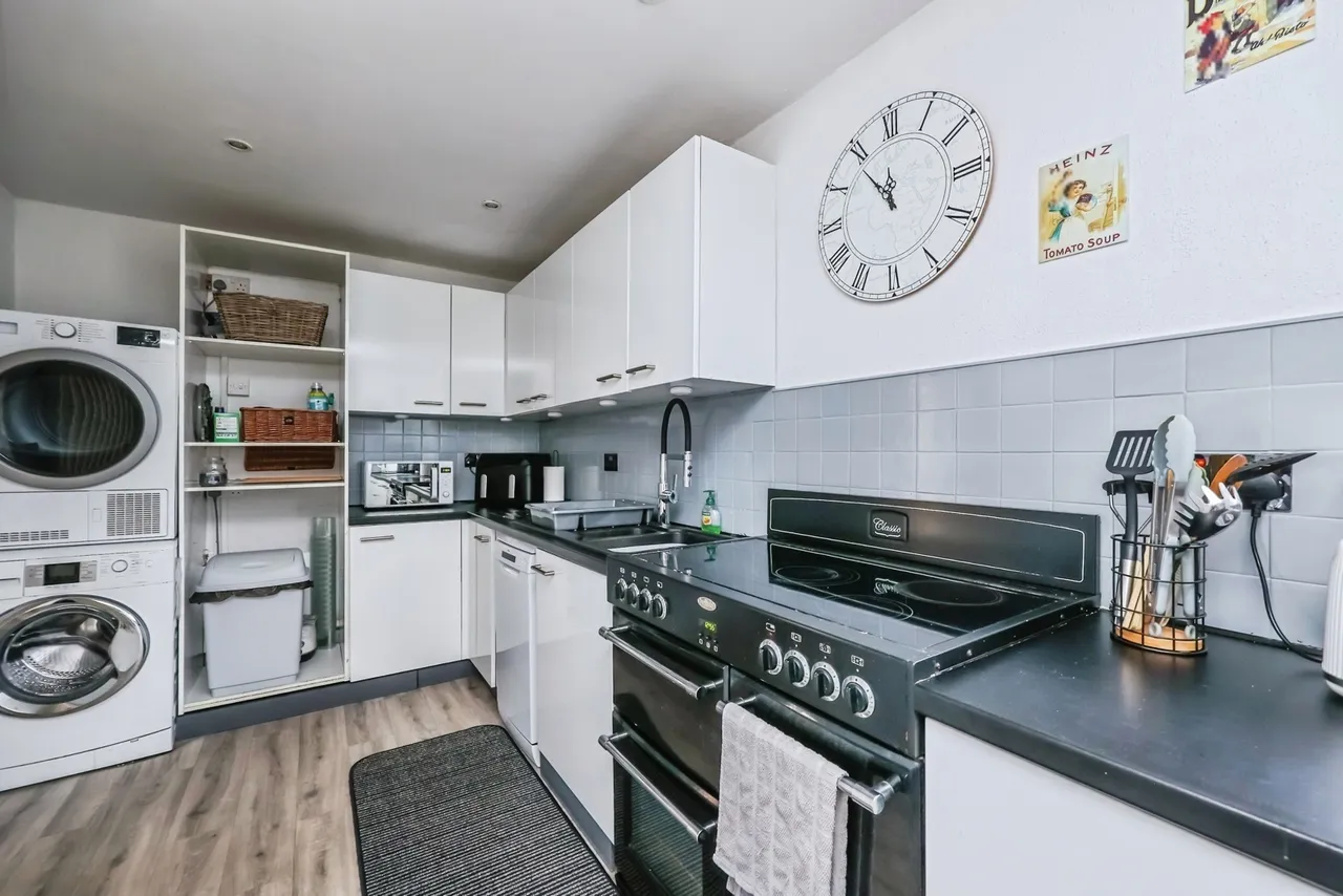Scafell Way, Clifton, Nottingham, NG11, photo 3
