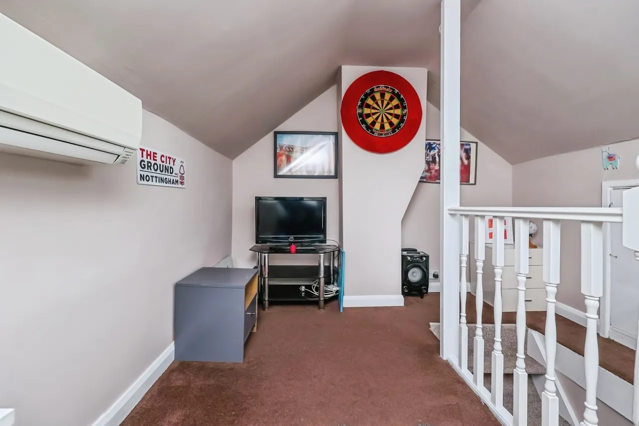Scafell Way, Clifton, Nottingham, NG11, photo 17