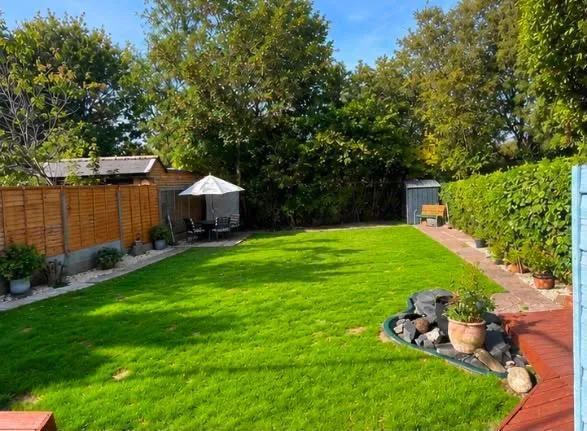 Smithy Lane, Tadworth, KT20, photo 22