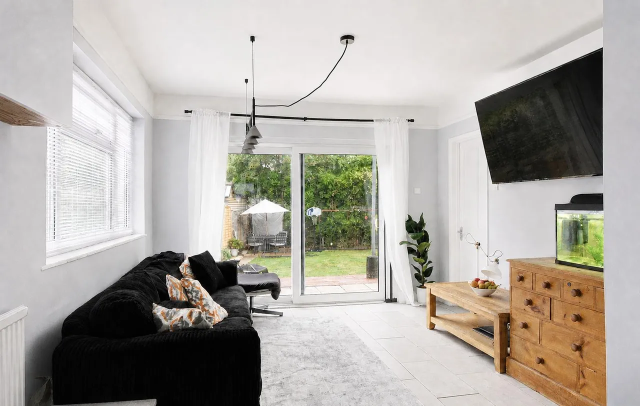 Smithy Lane, Tadworth, KT20, photo 5