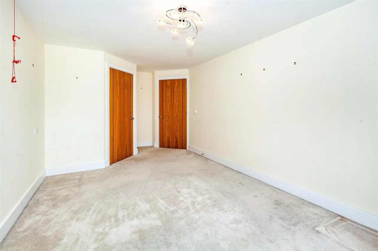 St. Lukes Road, Maidenhead, SL6, photo 5