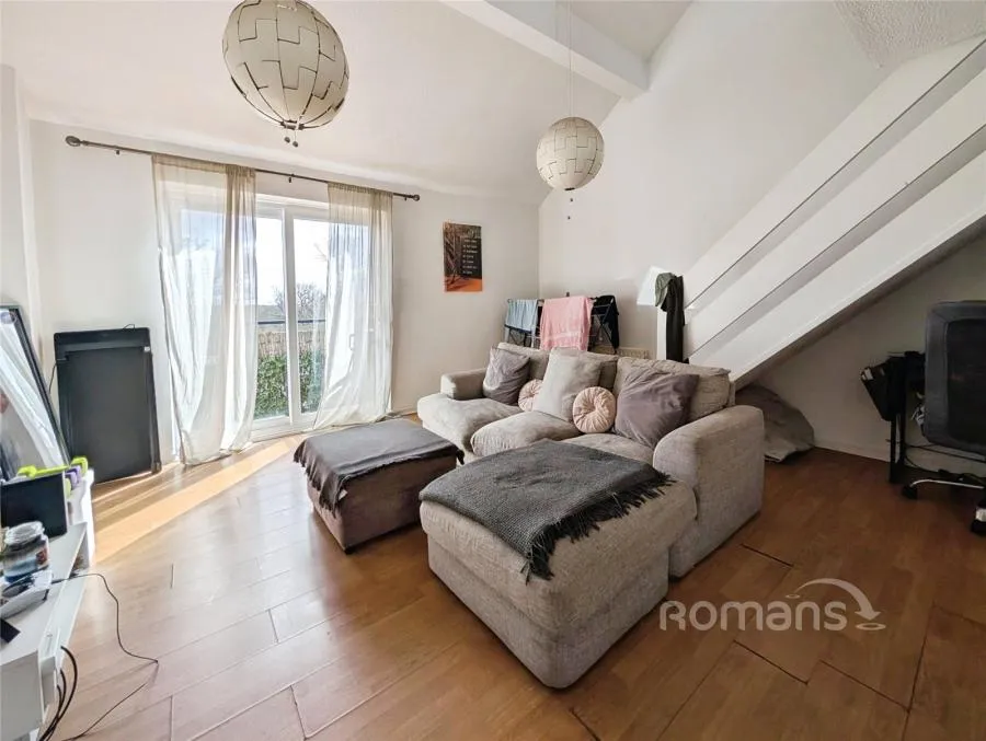 Maiden Place, Lower Earley, RG6, photo 5