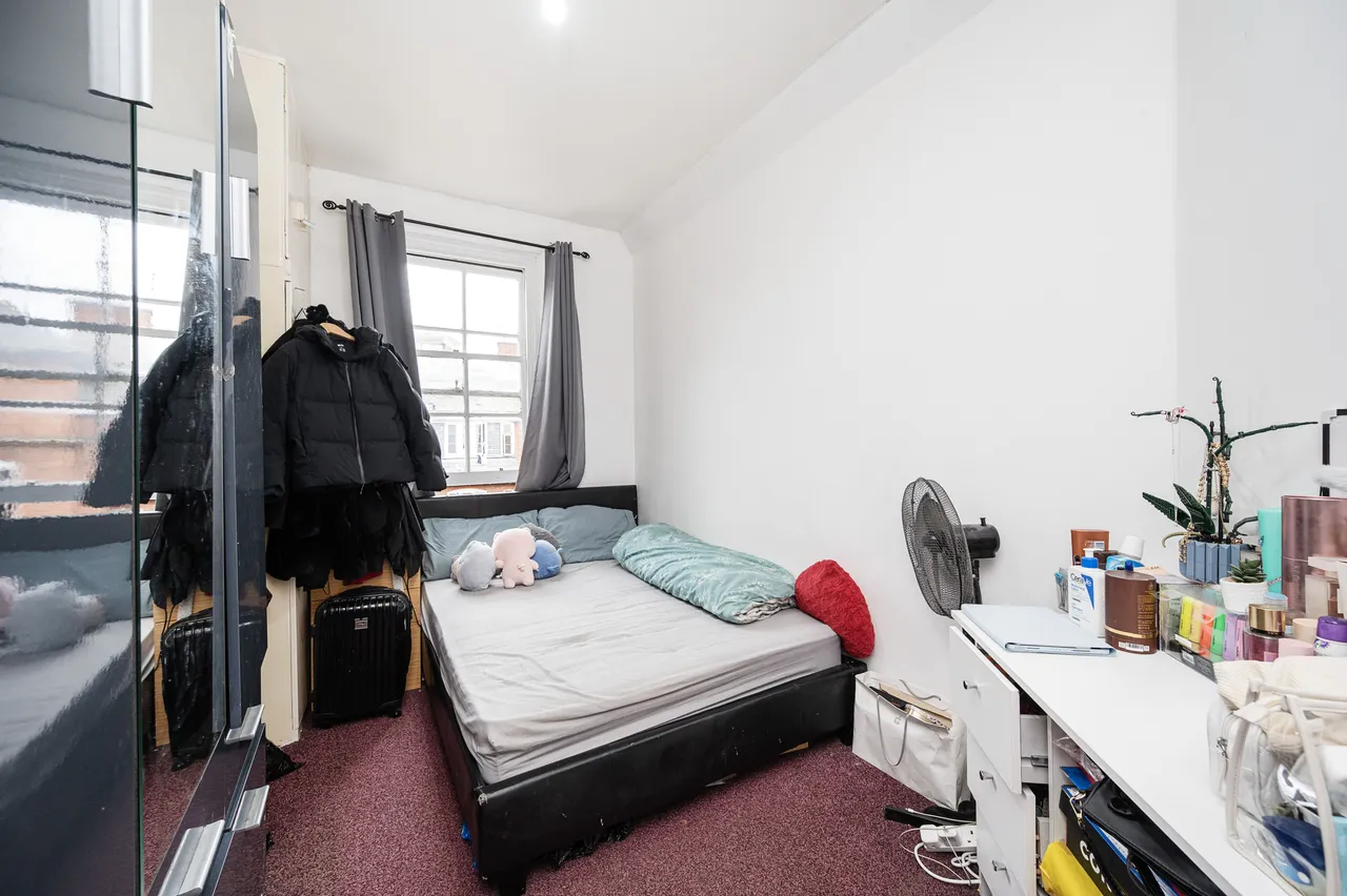 London, E2, photo 6