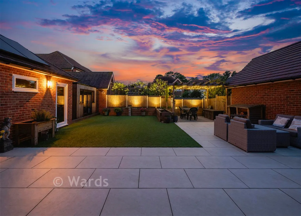 Admiral Way, Marden, TN12, photo 19