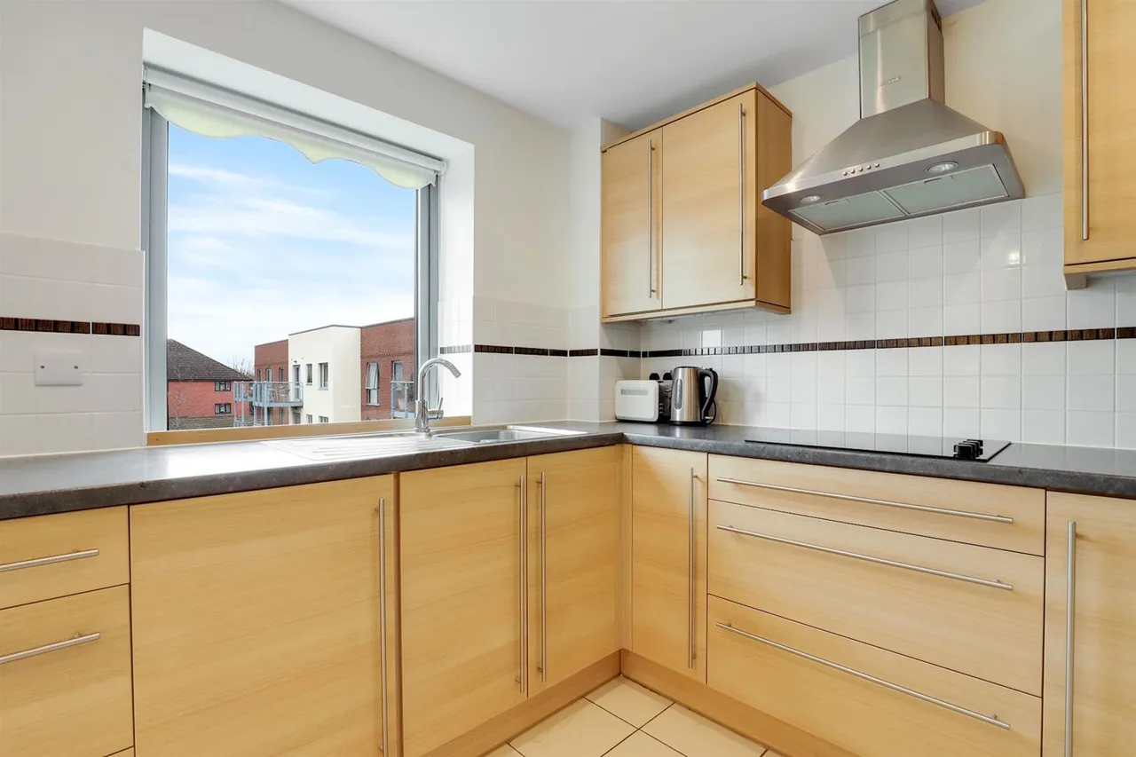 Shotfield, Wallington, SM6, photo 11