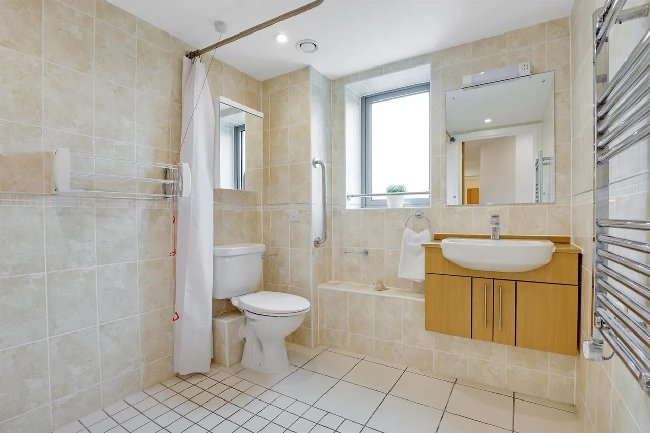 Shotfield, Wallington, SM6, photo 8