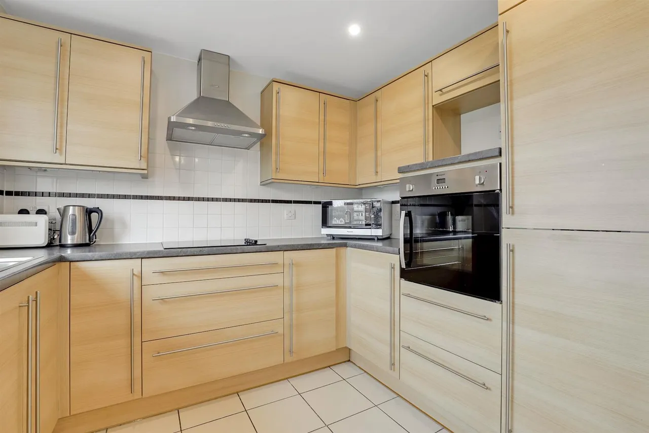Shotfield, Wallington, SM6, photo 15