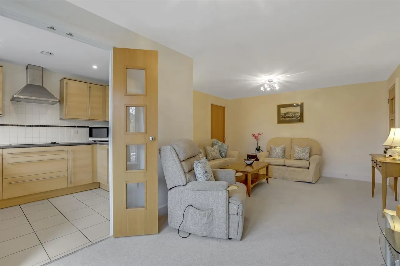 Shotfield, Wallington, SM6, photo 14