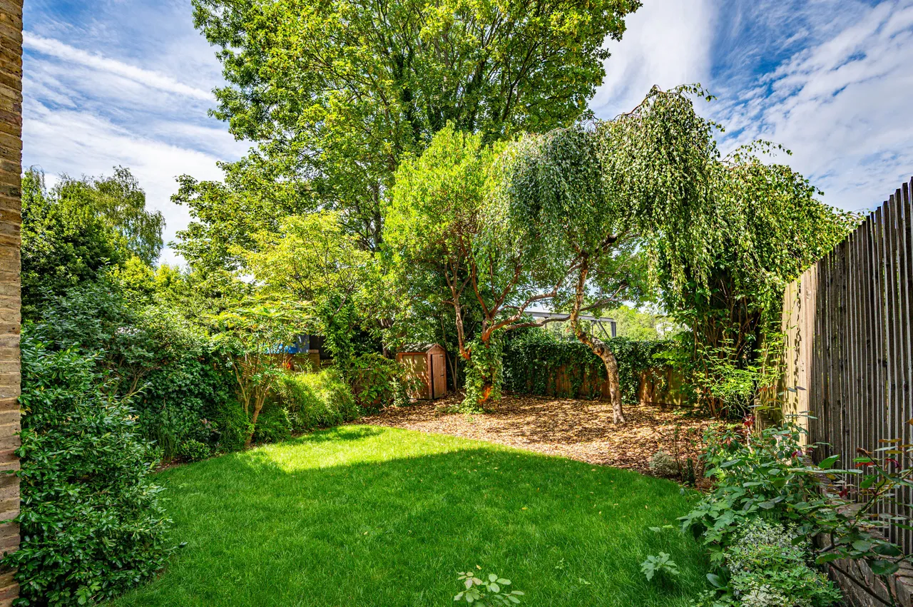 Basement Flat, 8 King Henrys Road, London, photo 8