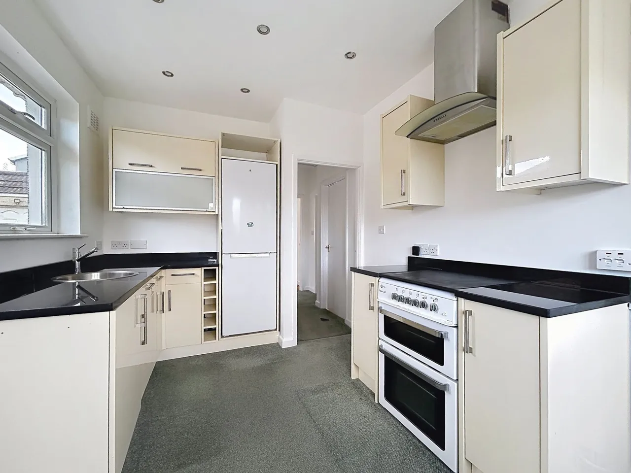 Ton Teg, Bridgend, CF35, photo 4
