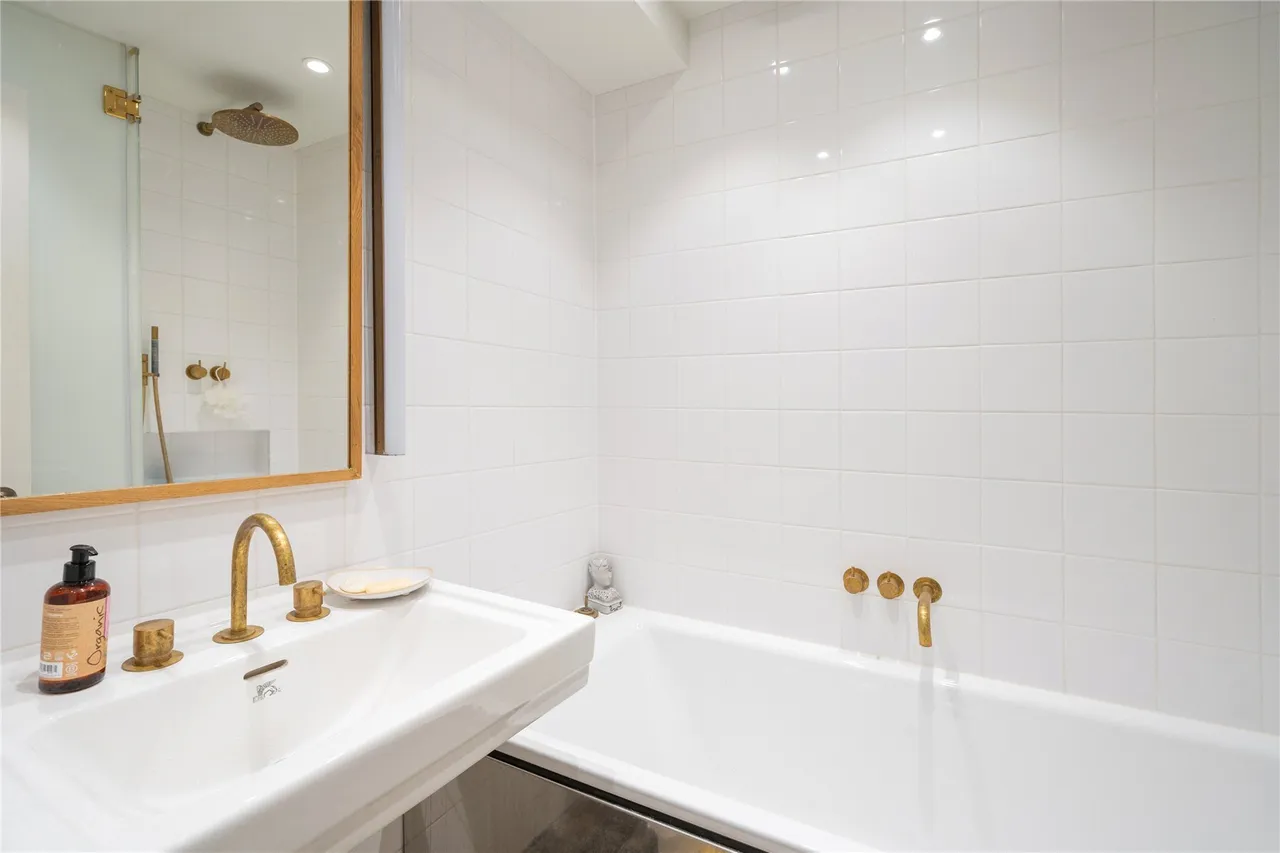 Crown Lodge, 12 Elystan Street, Chelsea, London, SW3, photo 8