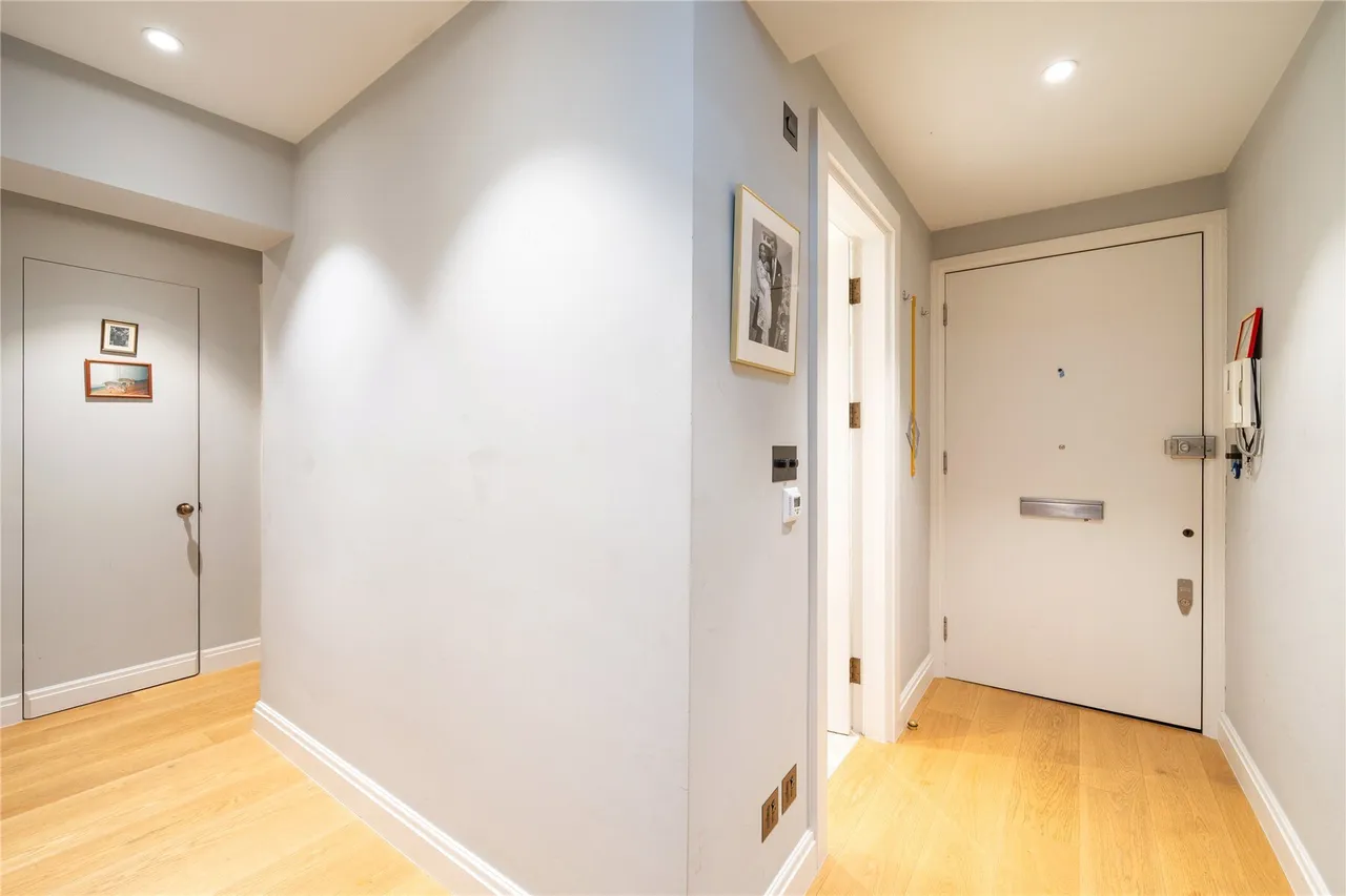 Crown Lodge, 12 Elystan Street, Chelsea, London, SW3, photo 11