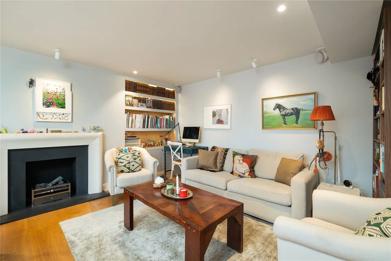 Crown Lodge, 12 Elystan Street, Chelsea, London, SW3, photo 10