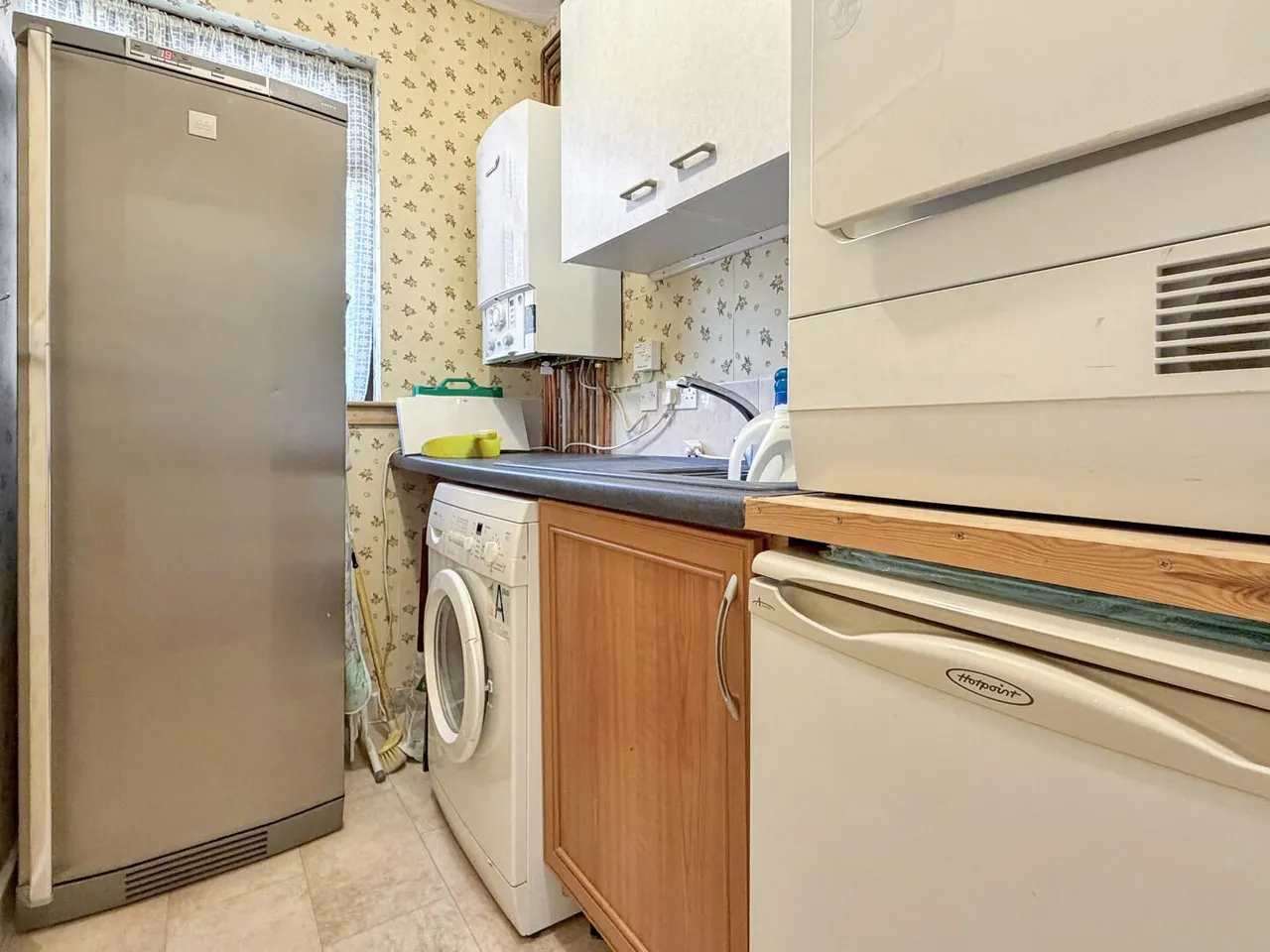 St. Catherines Place, Elgin, photo 15