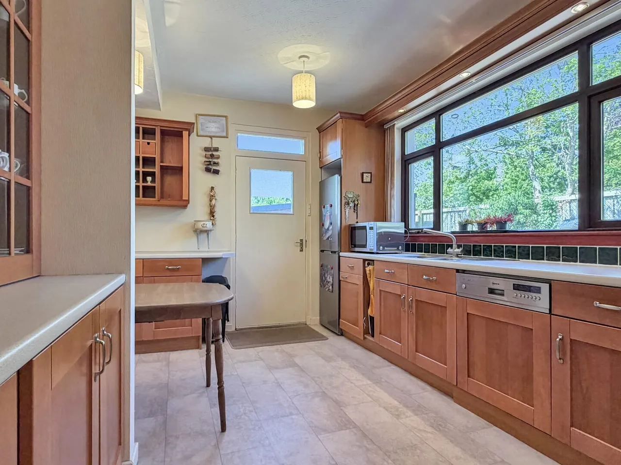 St. Catherines Place, Elgin, photo 13