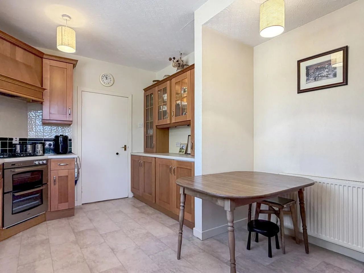 St. Catherines Place, Elgin, photo 14