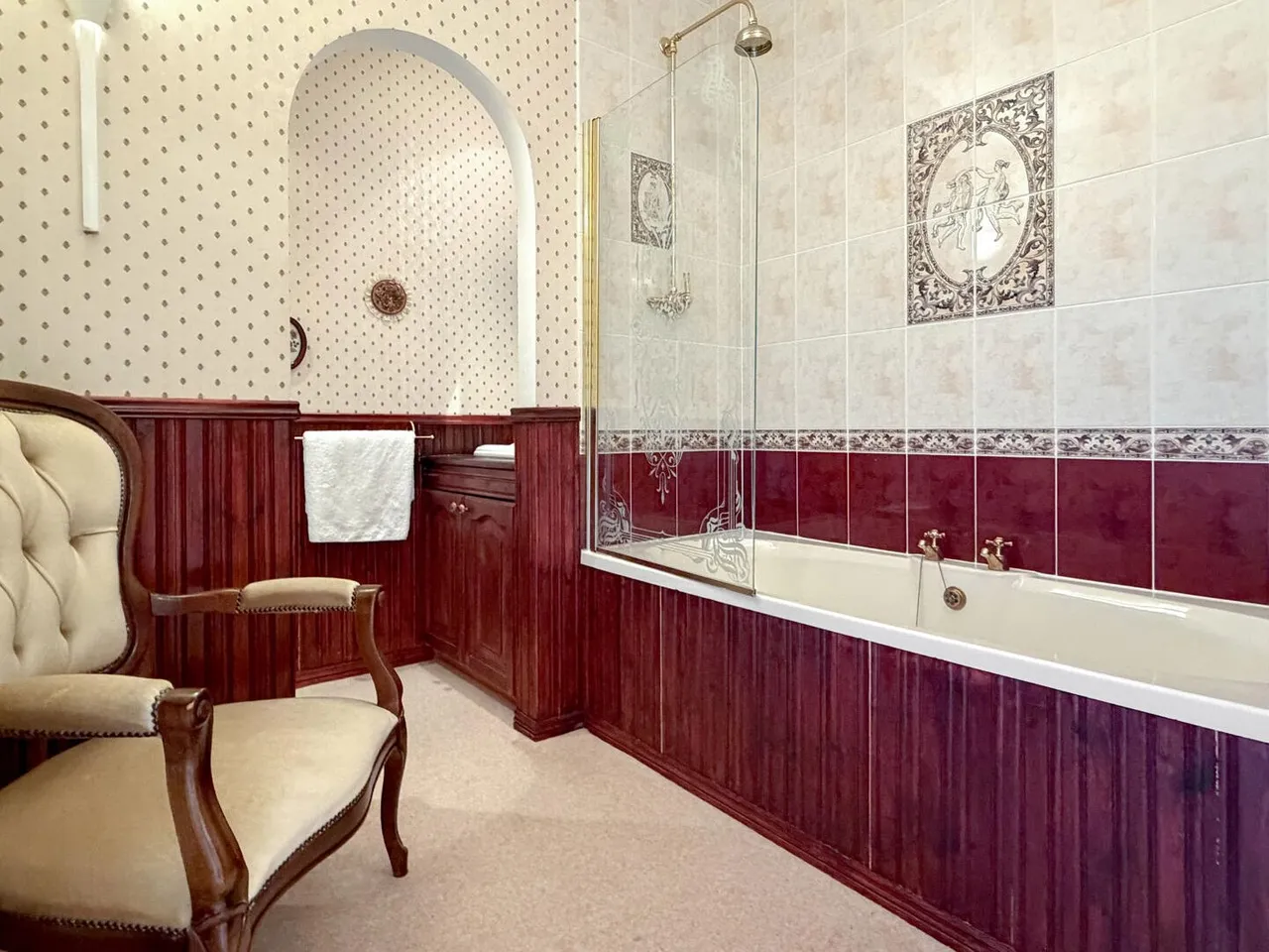 St. Catherines Place, Elgin, photo 22