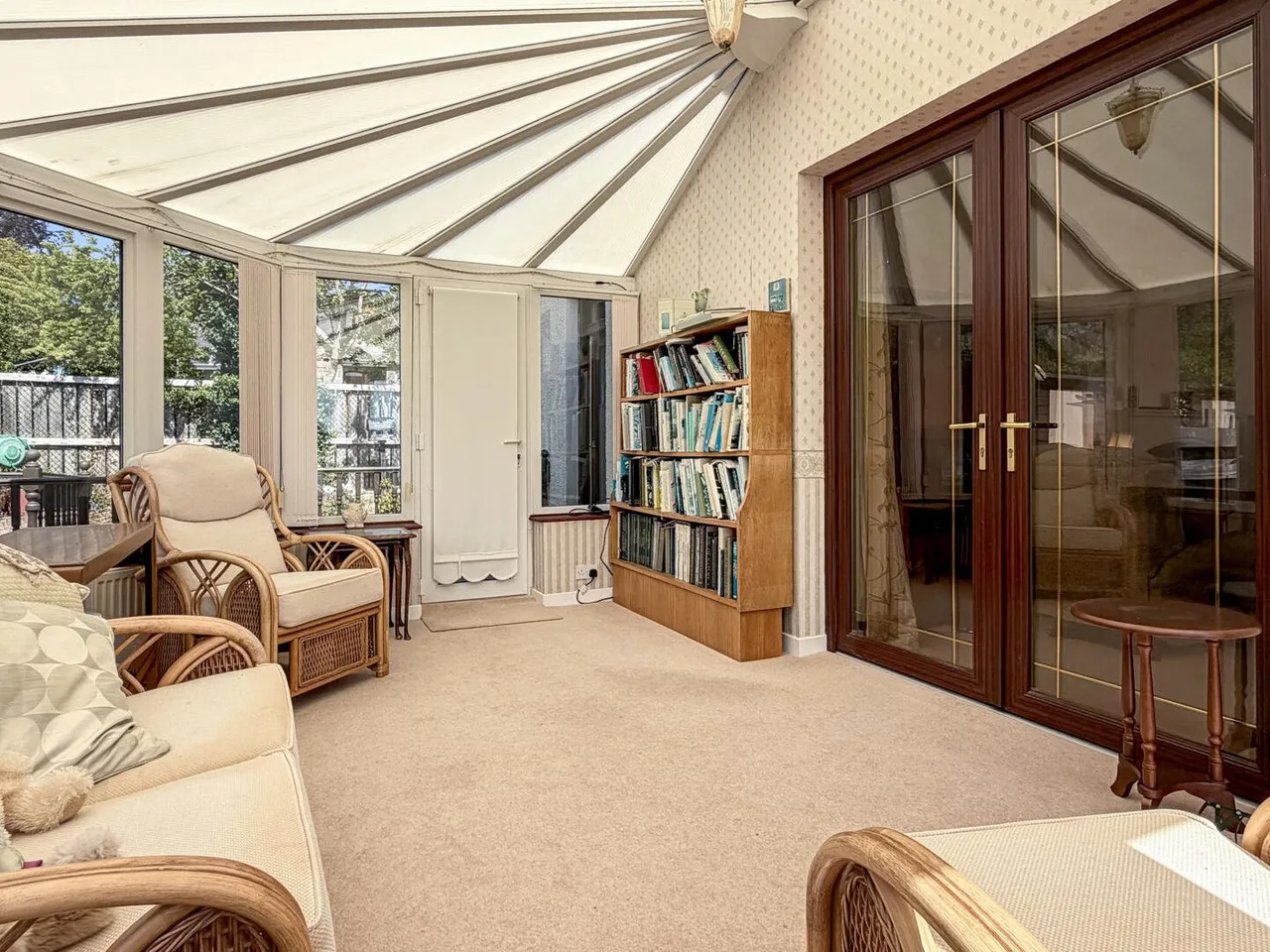 St. Catherines Place, Elgin, photo 10