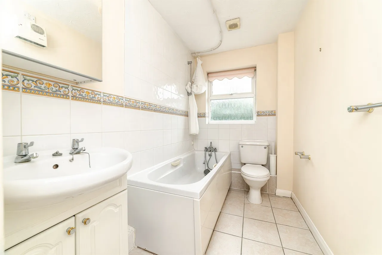 Norn Hill, Basingstoke, RG21, photo 5