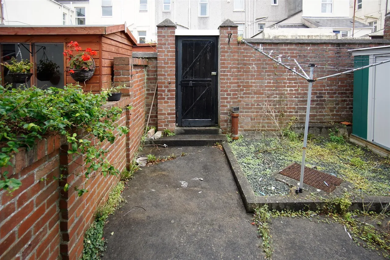 Welbeck Avenue, Mutley, photo 5