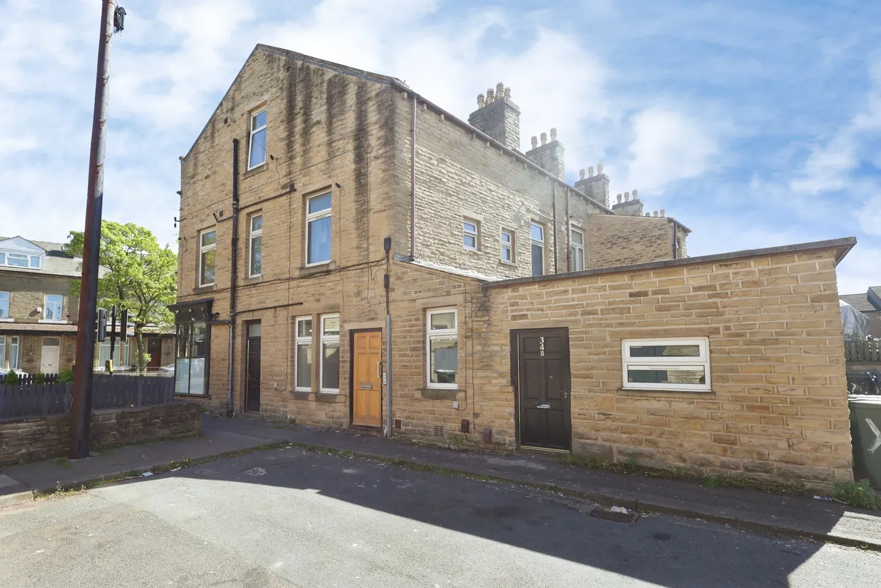 Bradford Road, Keighley, BD21, photo 9