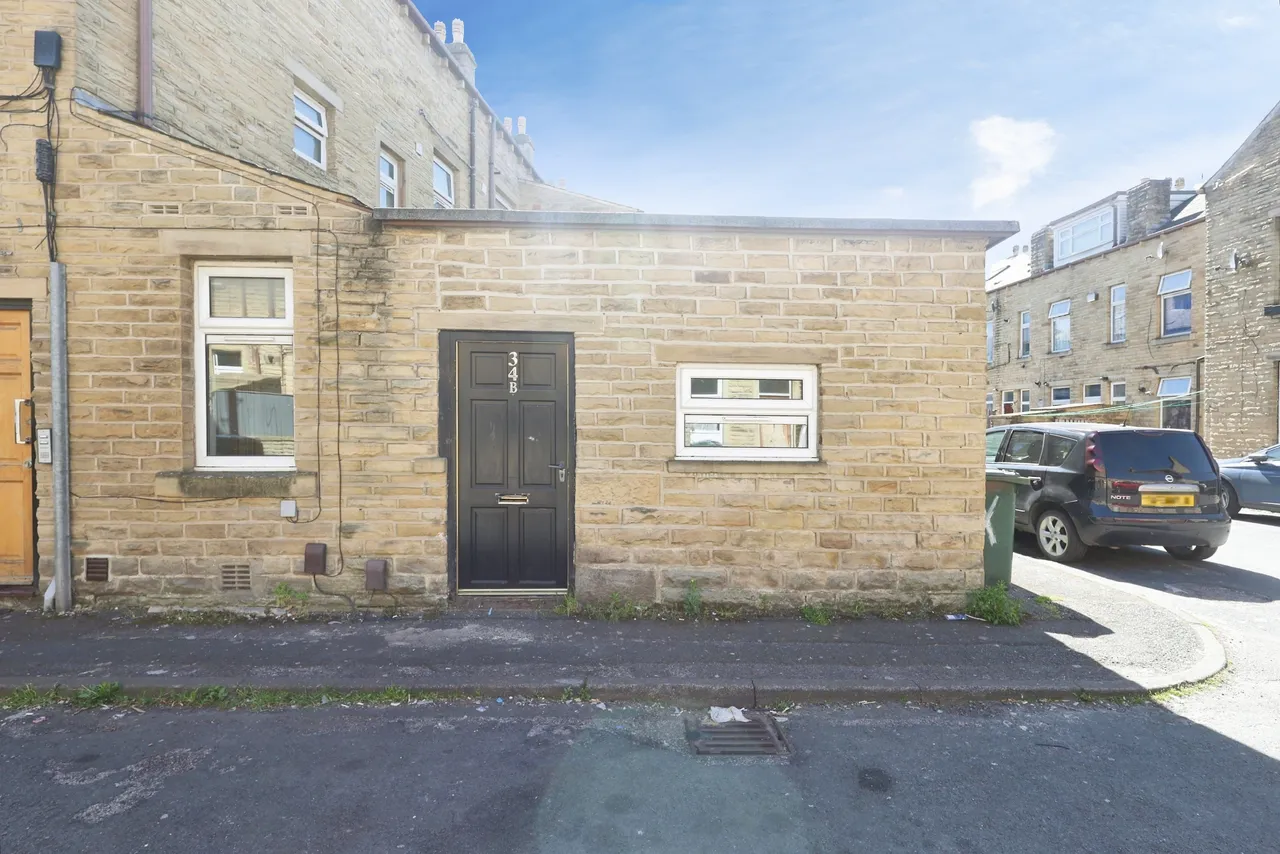 Bradford Road, Keighley, BD21, photo 11