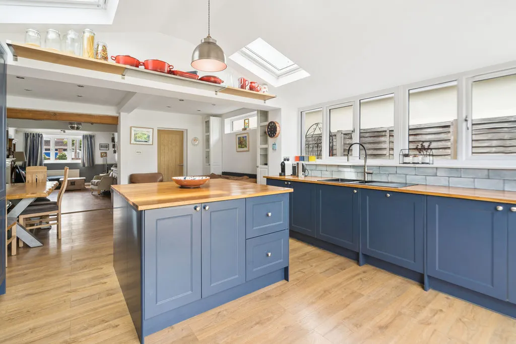 Oak Tree Road, Marlow SL7 3EE, photo 4