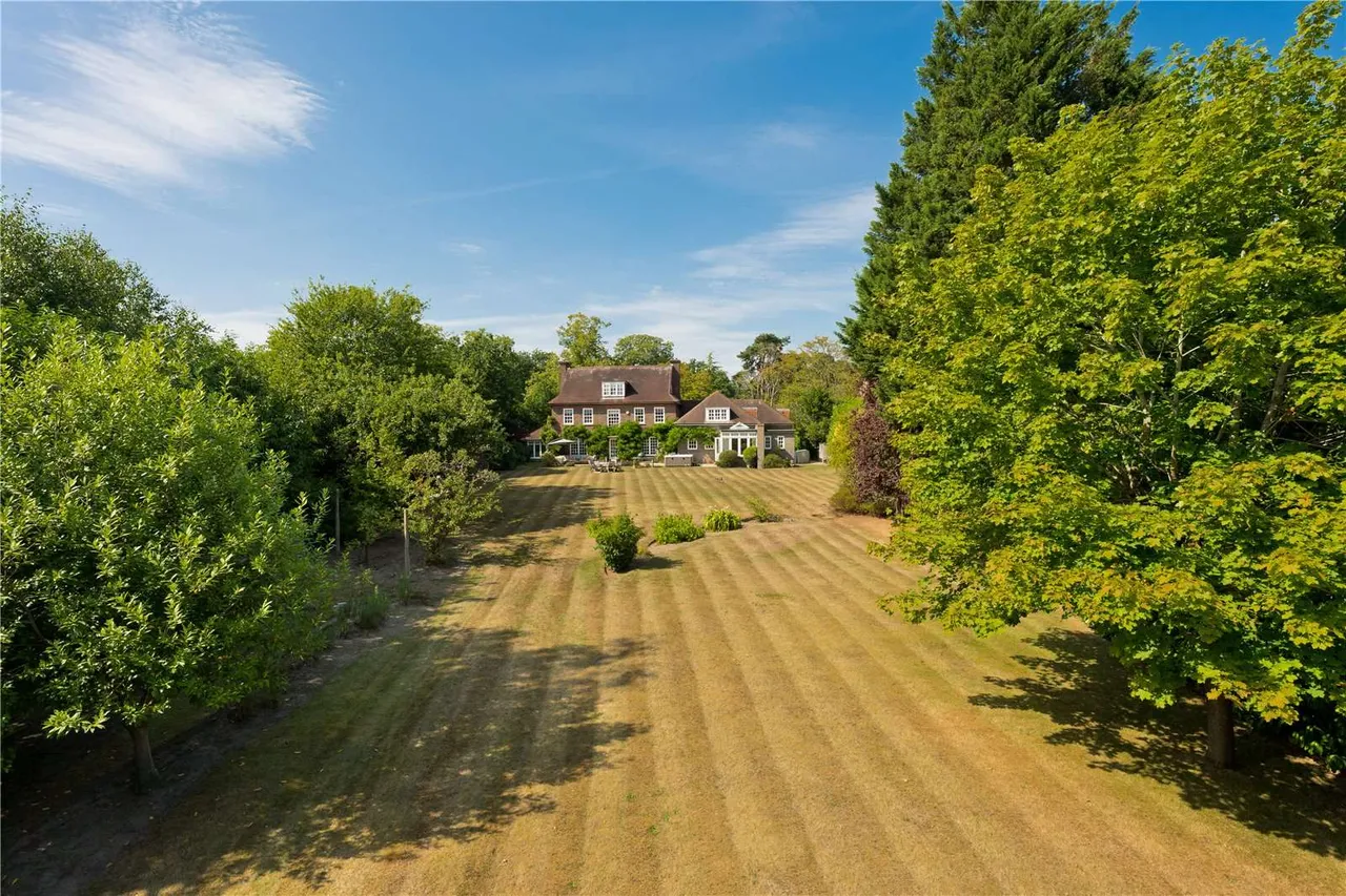 Gorse Hill Road, Wentworth Estate, Virginia Water, Surrey, GU25 4AS, photo 4