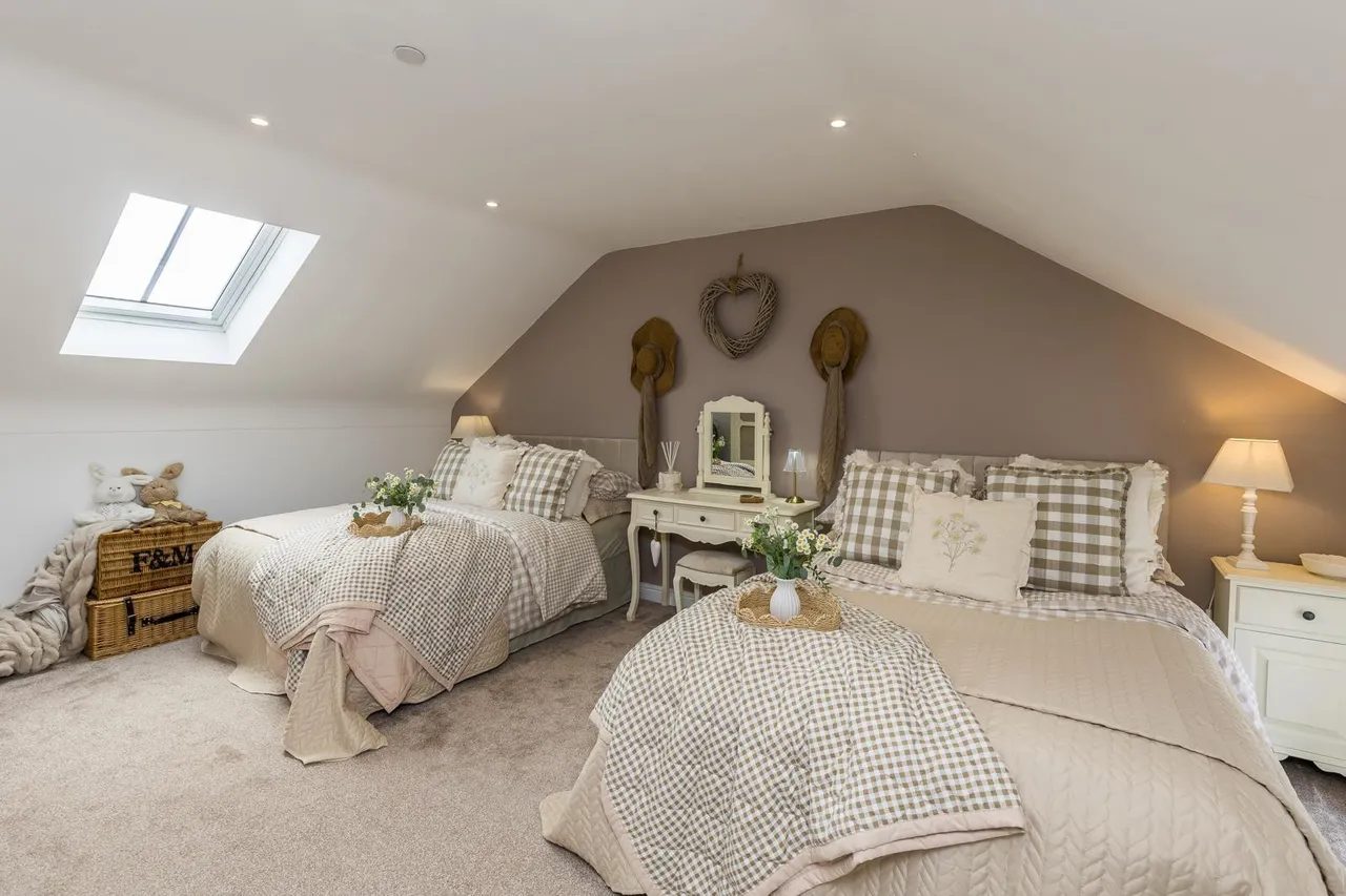 Lower Farm Road, Is-Y-coed, LL13, photo 16