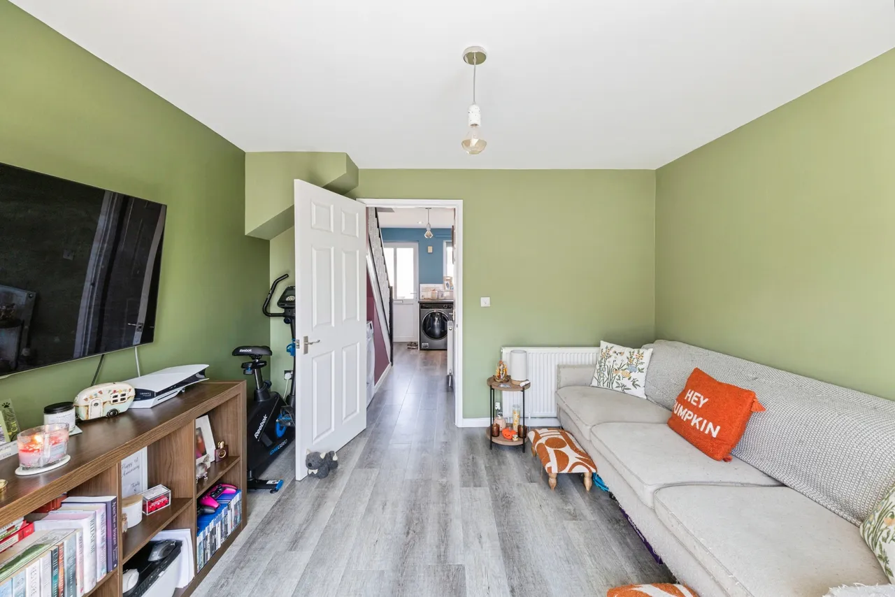Stoneleigh Drive, Carterton, OX18, photo 6
