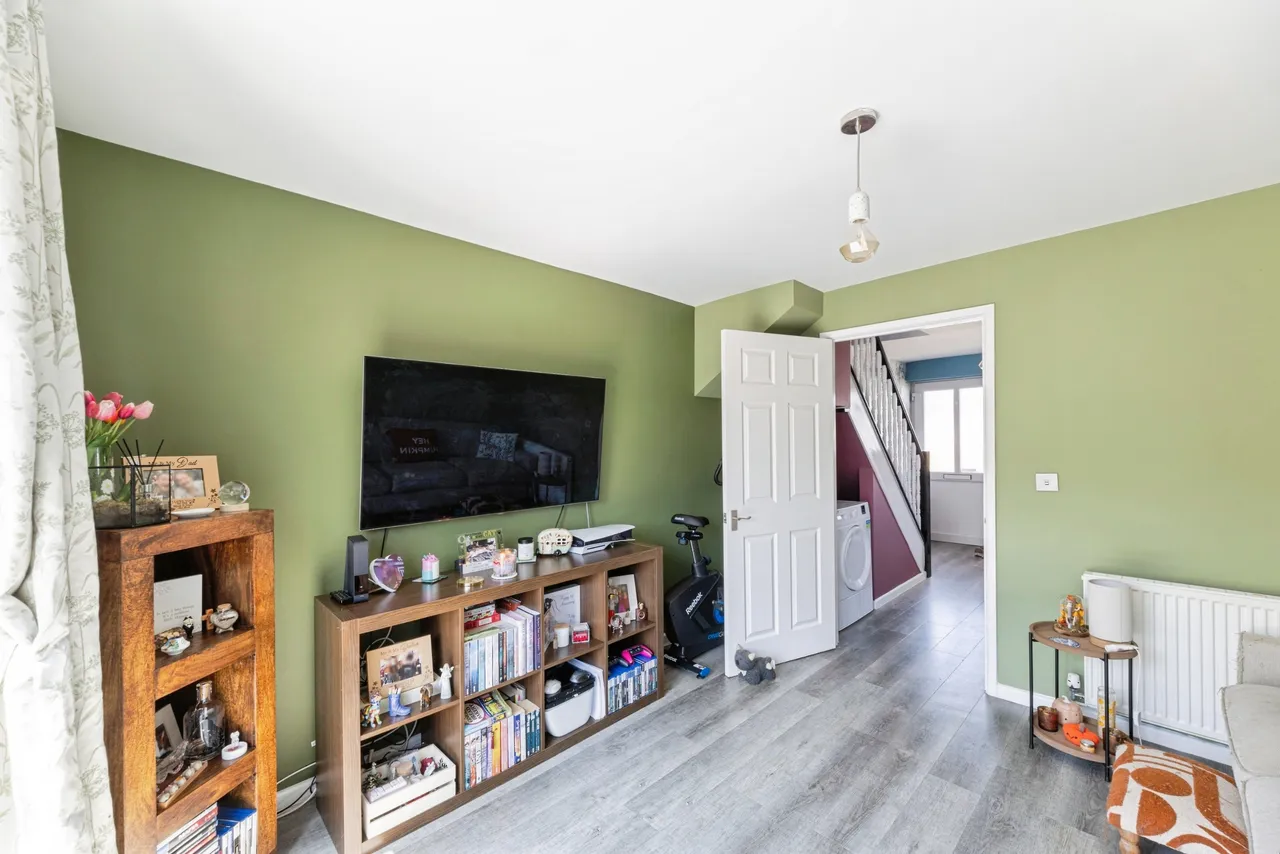 Stoneleigh Drive, Carterton, OX18, photo 5
