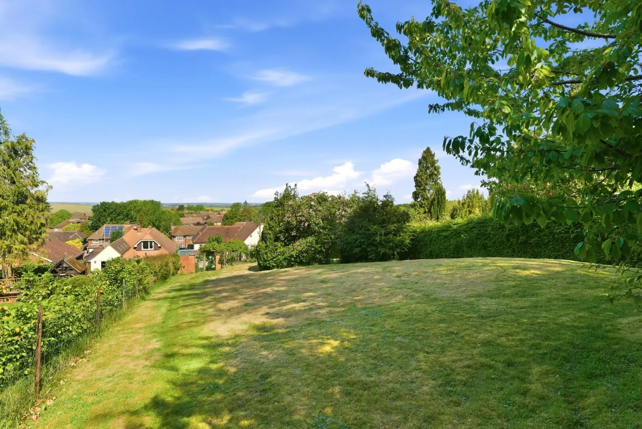 Tring Road, Dunstable, LU6, photo 12